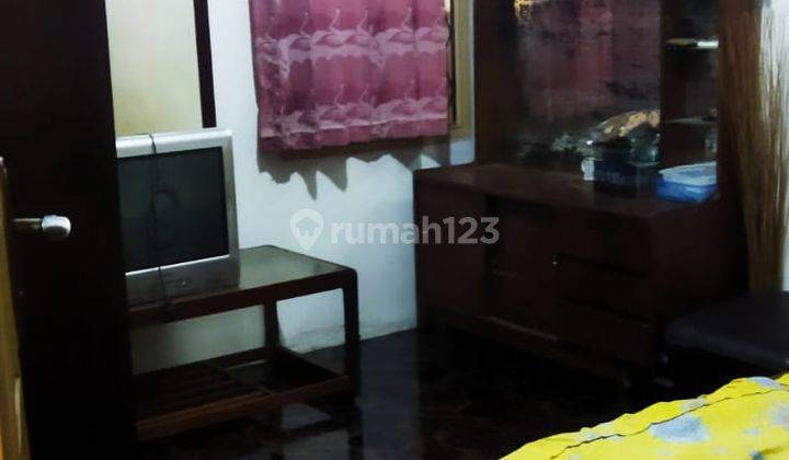 Rumah Akses 2 Mobil, 350 meter ke Jalan Raya Soepomo 2