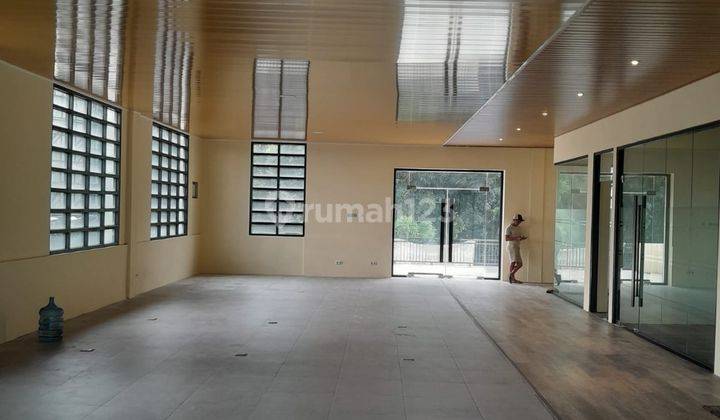 Cocok Kantor/Beauty Clinic/Cafe, pinggir jalan raya area Gandaria, minimal sewa 2 tahun 1