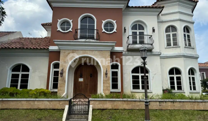 Rumah Mewah Hook Siap Huni di Komplek Casa Grande Jogja 2