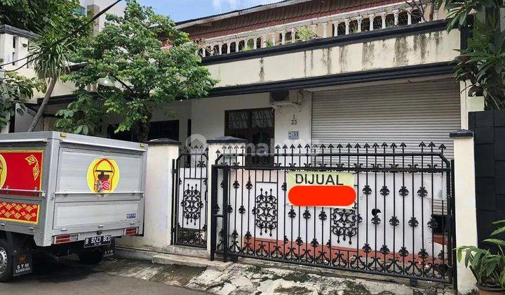 Rumah Tua Masuk Komplek Area Jalan Anggrek, 750 Meter Ke Jalan Letjen S Parman 1