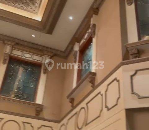 Rumah Strategis Di Menteng, 100 Meter Ke Taman Suropati 2