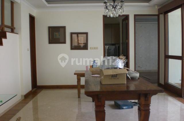 Rumah Kokoh & Siap Huni di Kemang Selatan, 750 Meter ke Jln Kemang Raya, Ada Pool 2