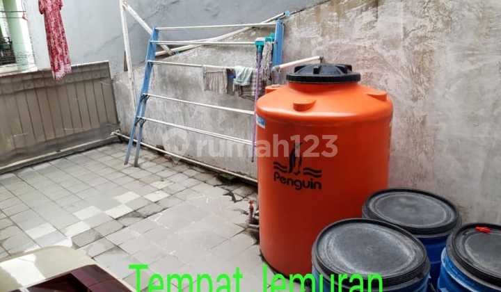 Two-car access house in Semper area, 1.8 km to Plumpang Semper Main Road