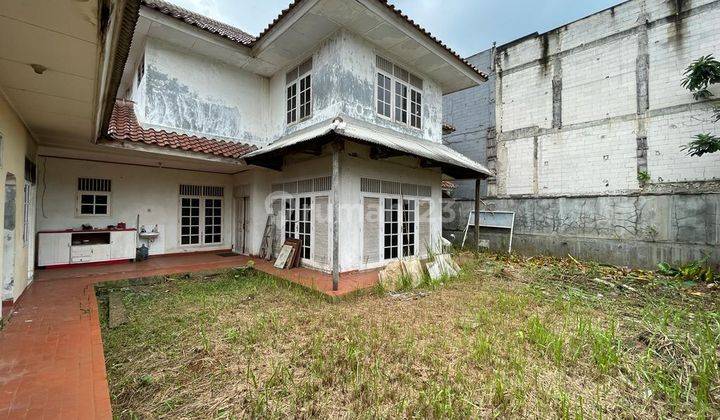 Rumah Lama Komplek Kavling Polri, Tenang Dan Asri 2