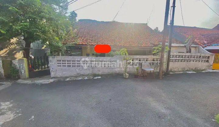 Rumah Tua Siap Bongkar di Komplek Depsos, 500 Meter Ke Jln Depsos Raya 1