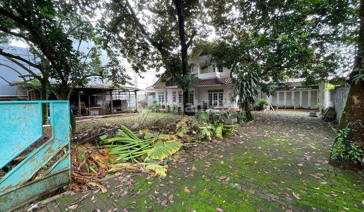 Rumah Lama Komplek Kavling Polri, Tenang Dan Asri 1