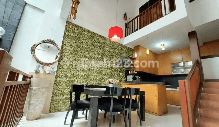 Rumah Semi Furnished, 900 Meter Ke Bangka Raya 1