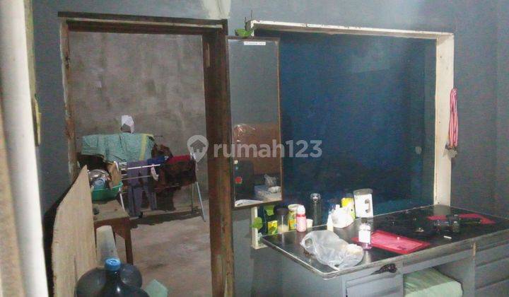 Rumah Akses 1 Mobil, 200 M Ke Jalan Raya Pramuka 2