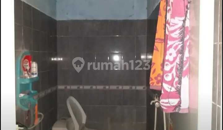 Super Strategic House in Bintaro, 50 meters to Jln Veteran Raya and 500 meters to TMP Tanah Kusir. 2