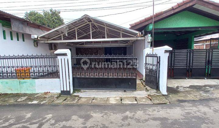 Rumah Hook Akses 2 Mobil, 450 Meter Ke Haji Nawi Raya 1