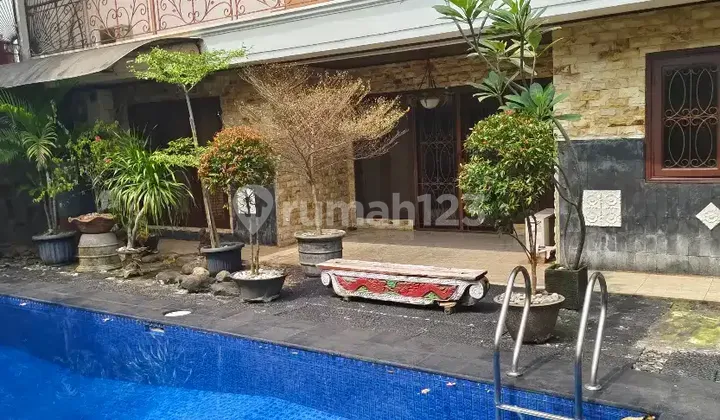 House for Sale Below Market Price Pekayon, 5 Minutes to Pejaten Village Mall, Flood-Free House for Sale Below Market Price Pekayon, 5 Minutes to Pejaten Village Mall, Flood-Free