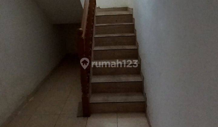 Rumah Hook Masuk Komplek Area Jln Asem, 750 M Ke Fatmawati Raya 37