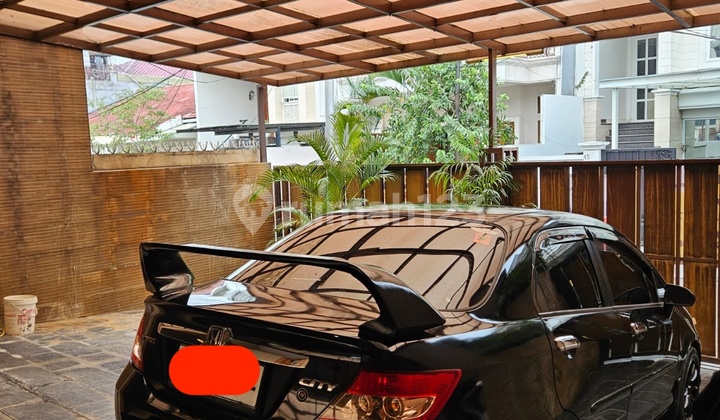 Rumah Siap Huni dan Asri di Alam Segar Pondok Indah, 700 Meter ke Mall Pim 2