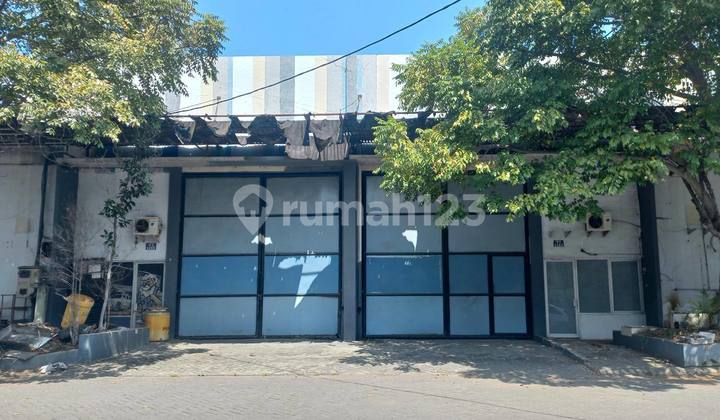 Gudang di Safe N Lock Sidoarjo Bagu Terawat dan Kawasan Industri