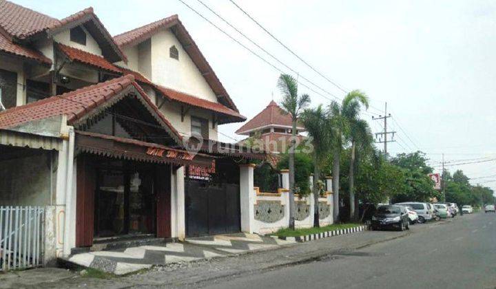 RUMAH USAHA MURAH DI 0 JALAN RAYA MANYAR KARTIKA 1