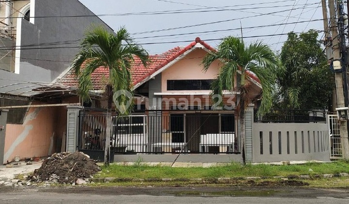 House On Kembar Utama Nirwana Executive Surabaya Cheap 2
