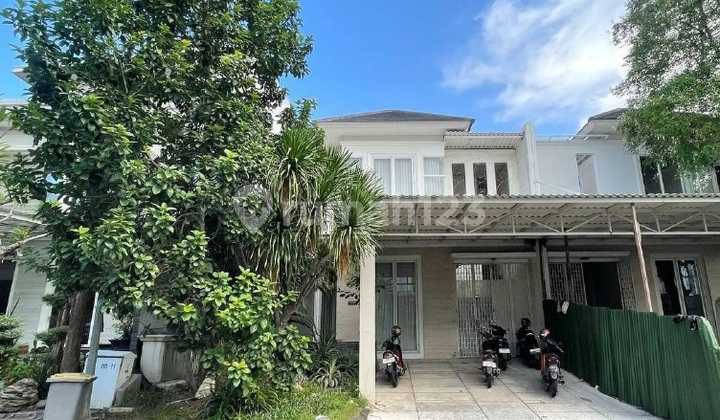 House in Pakuwon Indah The Mansion Surabaya Minimalist 2