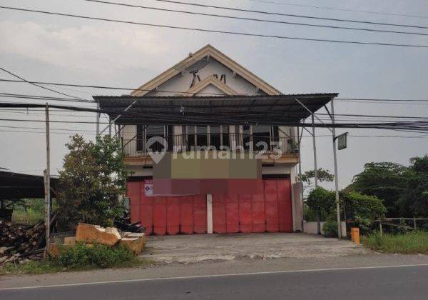 Rumah Usaha Strategis Nol Jalan Raya Bringkang, Menganti Gresik 1
