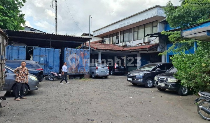 Pabrik dan Gudang di Raya Geluran Taman Sidoarjo Murah Strategis