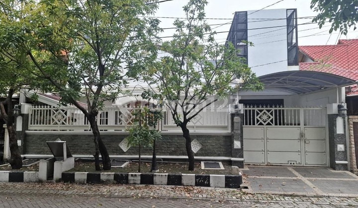 Rumah di Rungkut Asri Timur Surabaya Terawat dan Nyaman Strategis 2