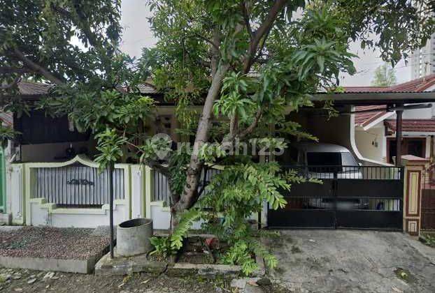 Rumah Bagus Strategis Karangan Mulya, Babatan Surabaya  1