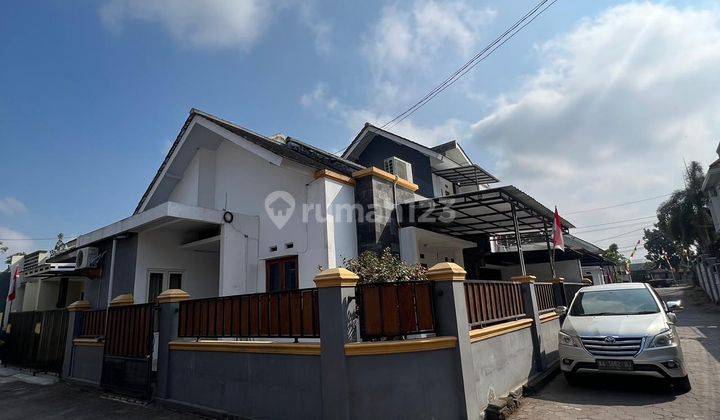 Rumah 2 Lantai Sudah Renovasi SHM di - Manggal Asri 2 , Bedog , Gamping , Sleman, Jogjakarta , Sleman