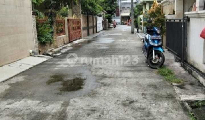 Rumah Minimalis Mungil 2 Lantai di Kelapa Gading Bcs 2