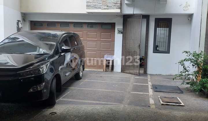 Rumah Cakep Siap Huni 4 Lantai di Springhill Golf Residence, Kemayoran 2