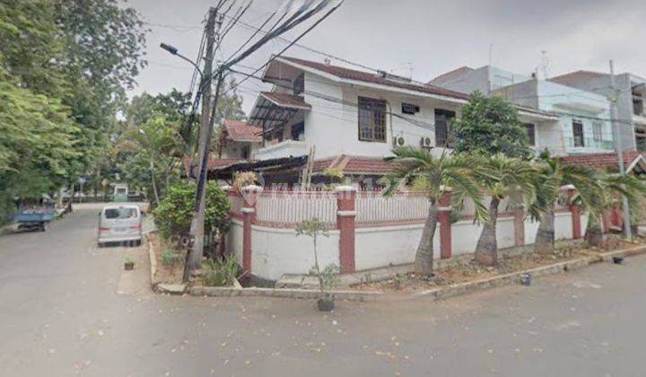 Rumah Hoek Strategis di Kelapa Gading, Jakarta Utara 1