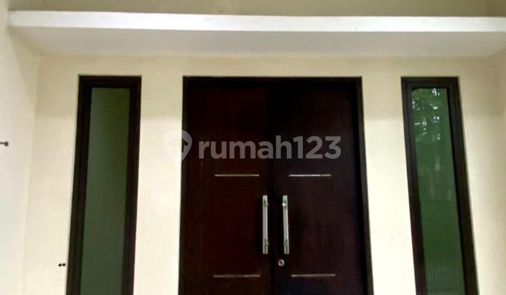 Rumah Bagus Siap Huni 2 Lantai di Gading Residence, Kelapa Gading