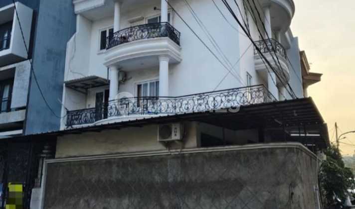 Rumah Siap Huni 3 Lantai di Sts Sunter, Jakarta Utara