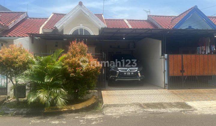 Rumah Asri di Cluster Taman Sari, Harapan Indah, Bekasi 1