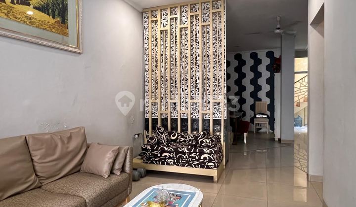 Rumah Cakep Siap Huni 2,5 Lantai di Sunter Sts, Jakarta Utara