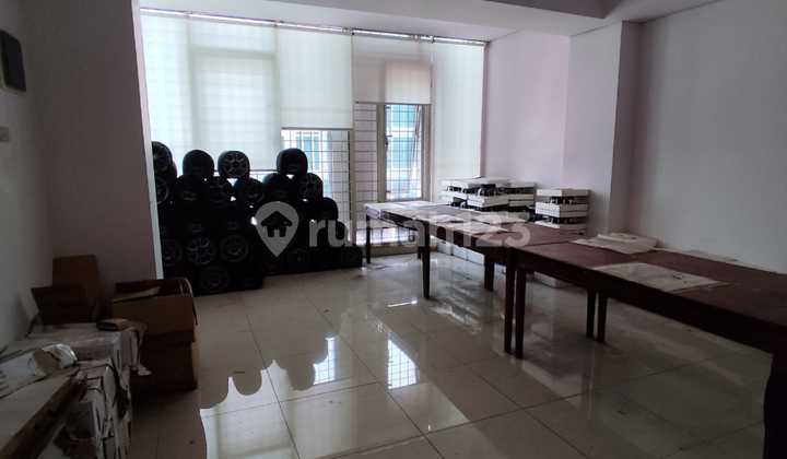 Affordable 4.5-Story Shop House in Puri Mutiara, Sunter, North Jakarta Affordable 4.5-Story Shop House in Puri Mutiara, Sunter, North Jakarta