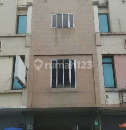 Ruko 4 Lantai di Bulevar Raya, Kelapa Gading, Jakarta Utara Ruko 4 Lantai di Bulevar Raya, Kelapa Gading, Jakarta Utara
