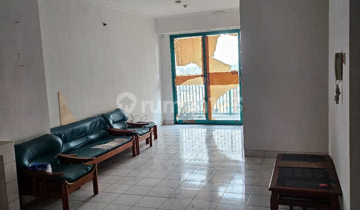 Cheap Apartment in Cempaka Mas, 7th Floor Semi-Furnished, Central Jakarta Cheap Apartment in Cempaka Mas, 7th Floor Semi-Furnished, Central Jakarta