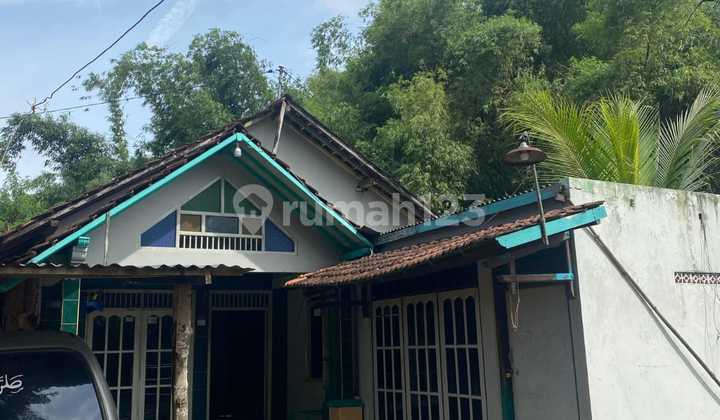 Rumah Dekat Sendang Temon Blora 2