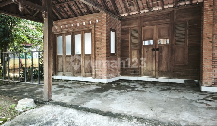 Rumah Klasik di Tambaksari Blora 2