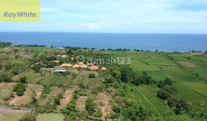 Prime Beachside Land for Sale - Stunning Views & Strategic Location! 2