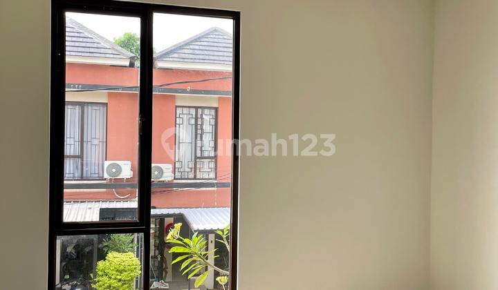 Rumah Siap Huni di Kawasan Bintaro Tangerang Selatan Harga Onsale Rumah Siap Huni di Kawasan Bintaro Tangerang Selatan Harga Onsale