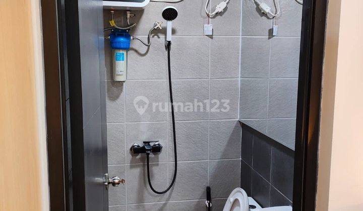 Dijual Murah Rumah 3 Lantai Minimalis di Araya, Blimbing, Malang 15
