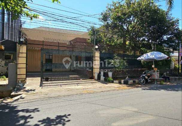 Rumah Mewah Besar di Taman Agung Dekat Unmer Dieng Malang 1