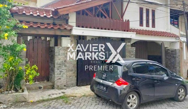 Rumah Mewah Asri Furnished di Darmo Satelit Surabaya 1