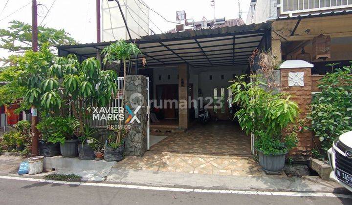 Rumah Nyaman Dan Terawat di Jalan Teluk Teluk, Blimbing, Malang 1