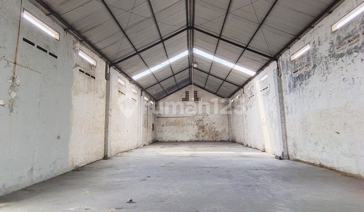 Strategic Warehouse for Rent Cheap! Suitable for Business