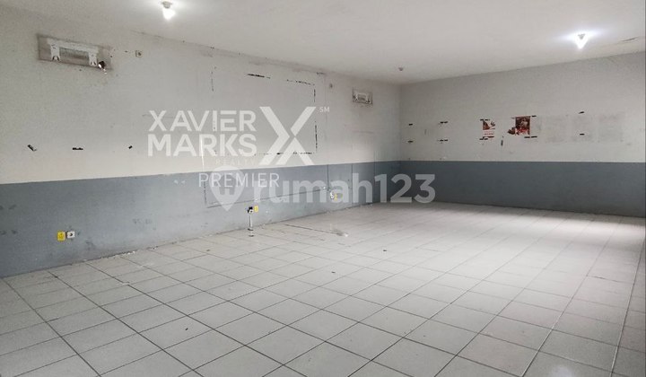 For Rent! House in the City Center, Zero Main Road, Suitable for Business