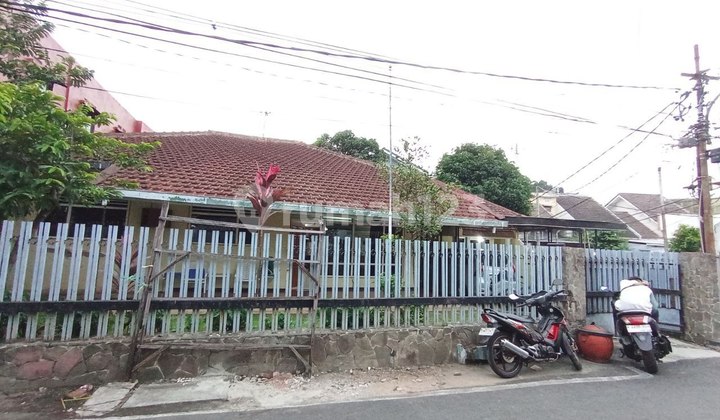 Rumah Kost Lokasi Strategis Dekat Area Kampus dan Kawasan Kuliner Rumah Kost Lokasi Strategis Dekat Area Kampus dan Kawasan Kuliner