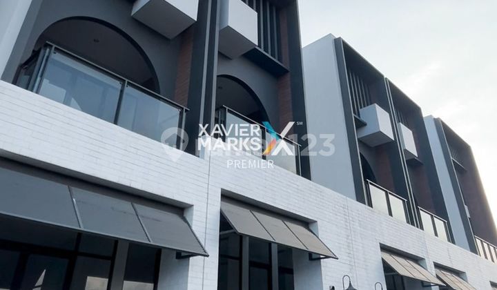 Shop House for Sale in Commercial Area Suitable for Any Business