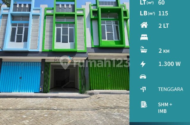 Ruko Baru Siap Huni , Area Parkir Luas di Sulfat Malang Kota