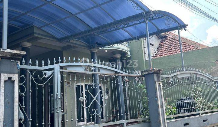 Rumah Terawat Tengah Kota Di Jalan Bunga Bunga Lowokwaru Malang 1